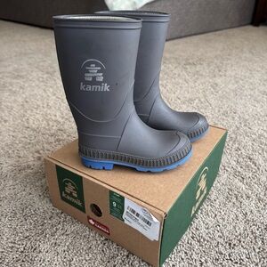 Kamik Toddler Rain Boots Size 9 | Waterproof | Made in Canada